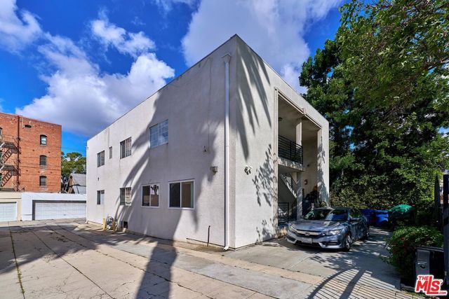 705 S Gramercy Place, Los Angeles, CA 90005