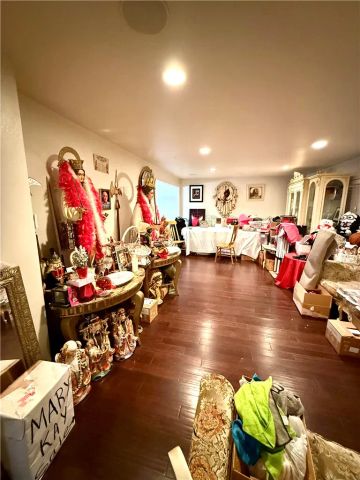 4010 S J, Oxnard, CA 93033