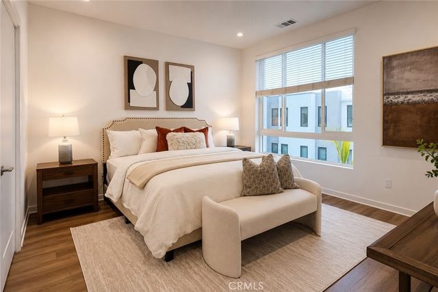 122 Schick, Irvine, CA 92614
