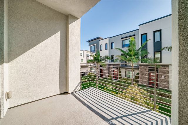 122 Schick, Irvine, CA 92614