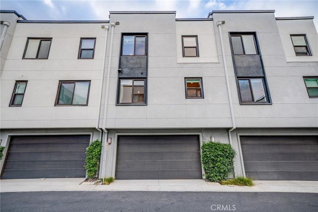 122 Schick, Irvine, CA 92614
