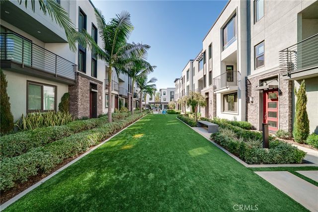 122 Schick, Irvine, CA 92614