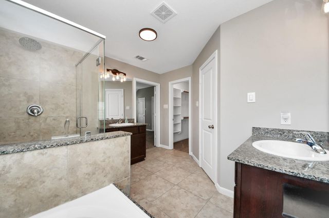 104 Dorothy Drive, Dayton, TX 77535