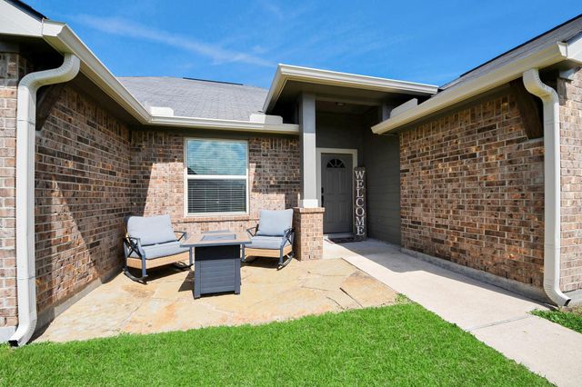 104 Dorothy Drive, Dayton, TX 77535