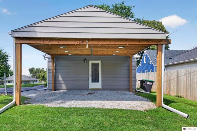 4016 Castelar Street, Omaha, NE 68105