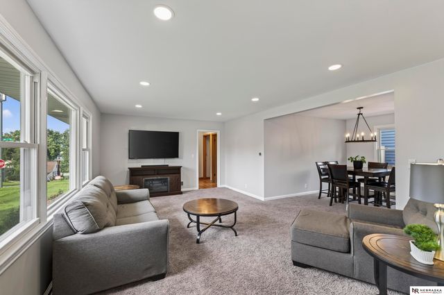 4016 Castelar Street, Omaha, NE 68105