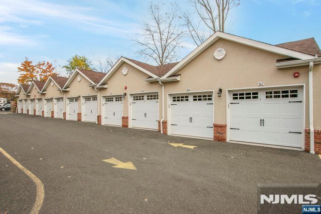 55 E Emerson Plaza 203, Emerson, NJ 07630