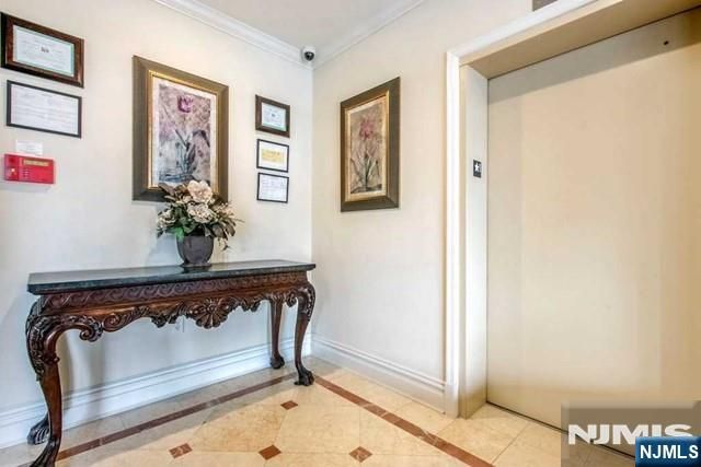 55 E Emerson Plaza 203, Emerson, NJ 07630
