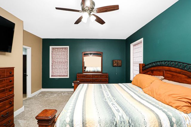 3857 Hunters Circle, Manhattan, KS 66502