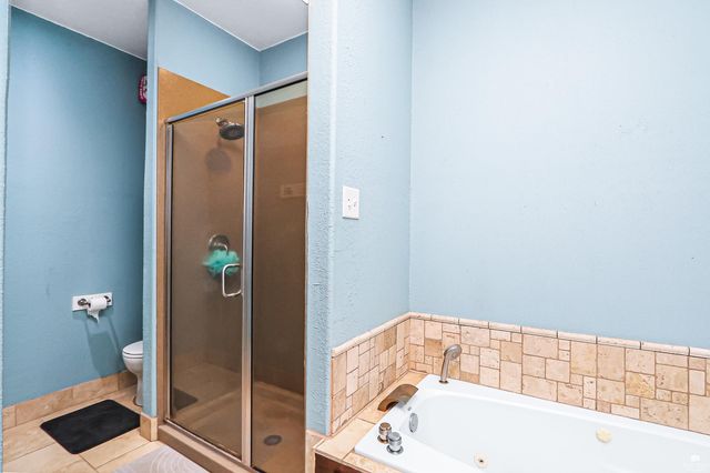 3857 Hunters Circle, Manhattan, KS 66502