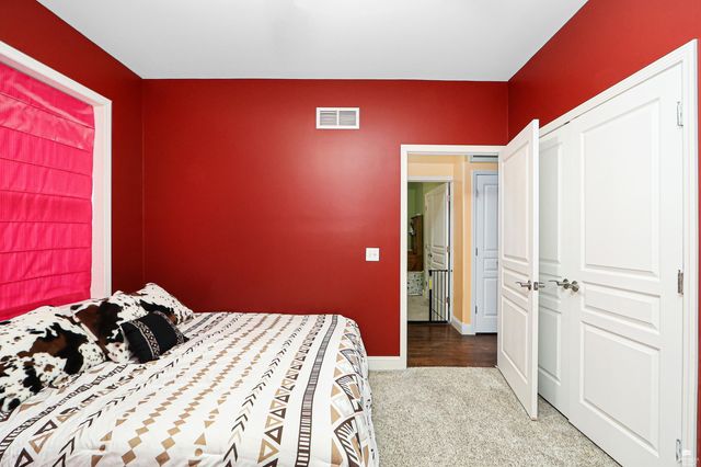 3857 Hunters Circle, Manhattan, KS 66502