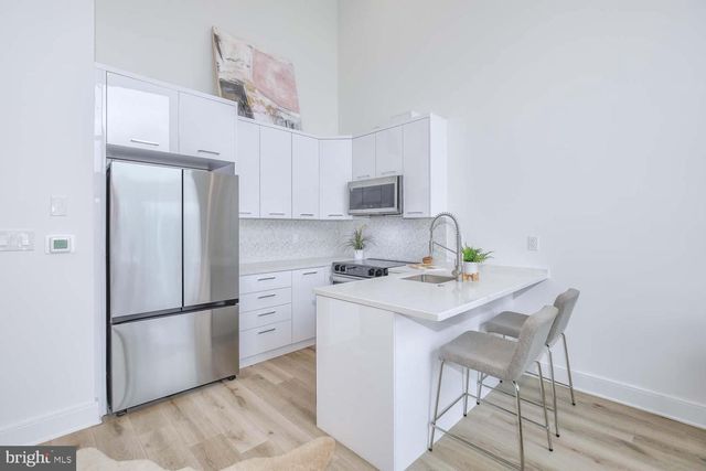 4328 GEORGIA AVE NW #401, Washington, DC 20011