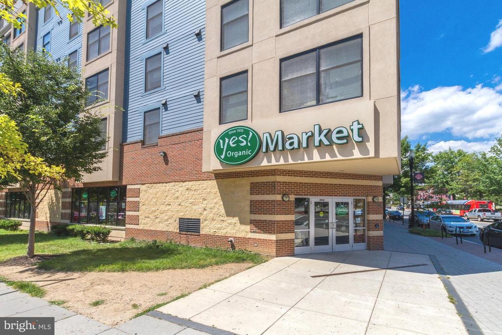 4328 GEORGIA AVE NW #401, Washington, DC 20011