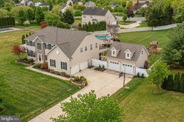 335 MEADOWBROOK DR, Monroeville, NJ 08343