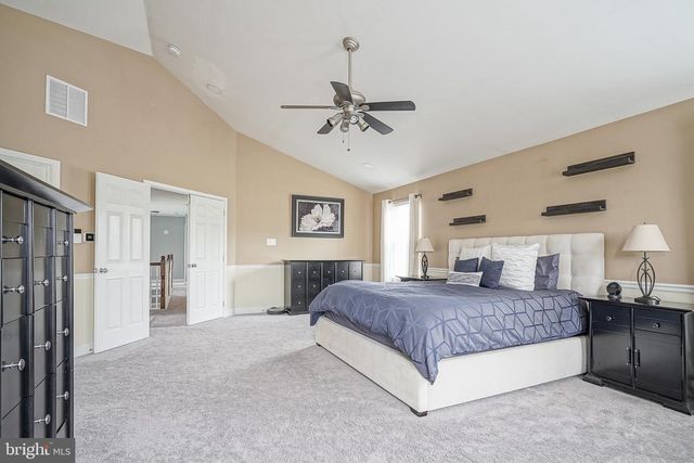 335 MEADOWBROOK DR, Monroeville, NJ 08343