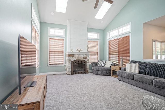 335 MEADOWBROOK DR, Monroeville, NJ 08343