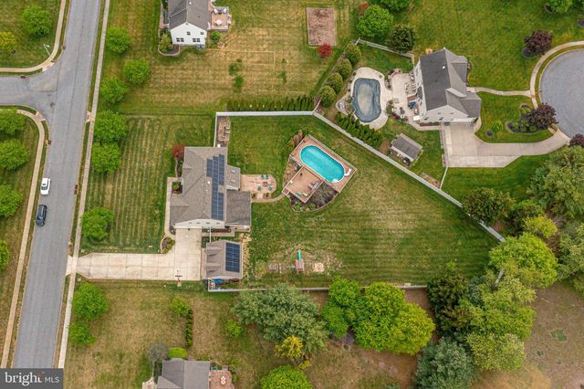 335 MEADOWBROOK DR, Monroeville, NJ 08343