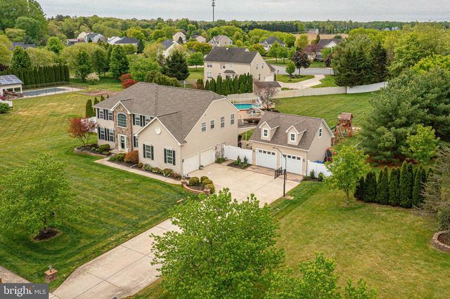 335 MEADOWBROOK DR, Monroeville, NJ 08343
