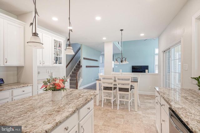 335 MEADOWBROOK DR, Monroeville, NJ 08343