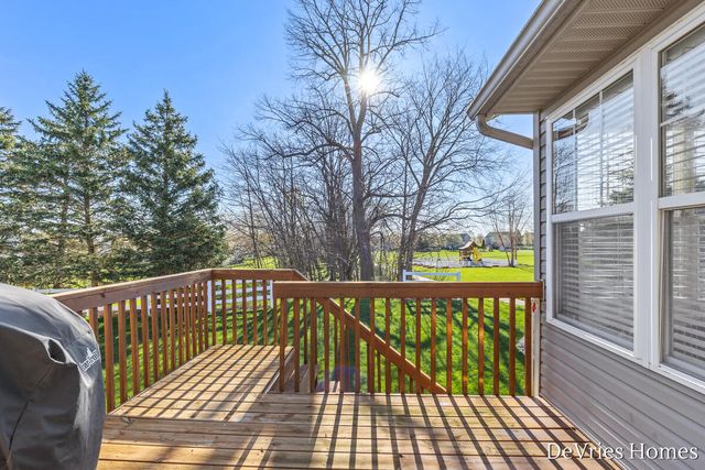 3774 Rain Tree Avenue 9, Hudsonville, MI 49426