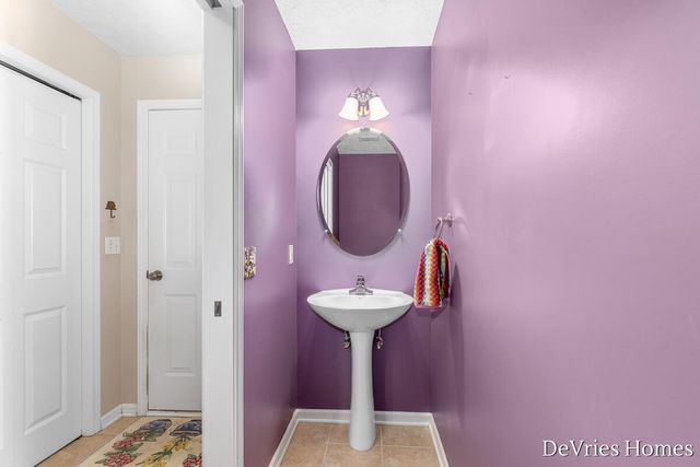 3774 Rain Tree Avenue 9, Hudsonville, MI 49426