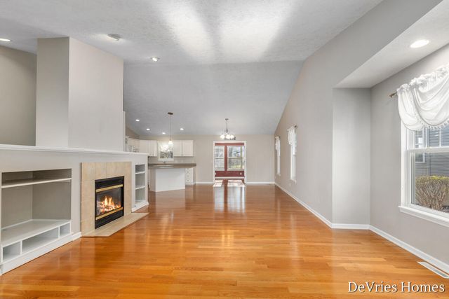 3774 Rain Tree Avenue 9, Hudsonville, MI 49426