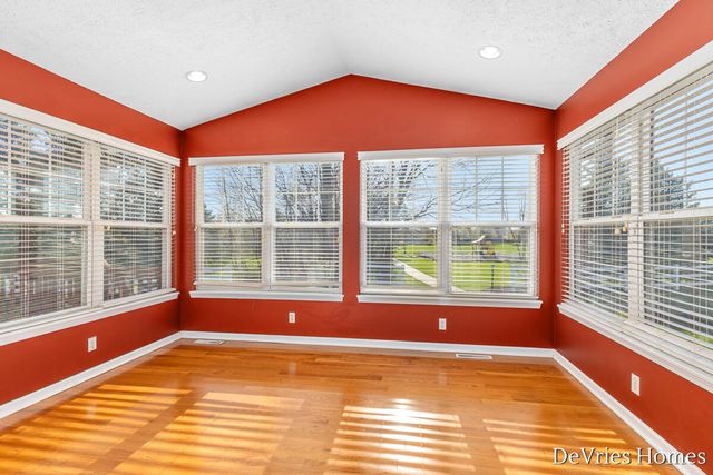 3774 Rain Tree Avenue 9, Hudsonville, MI 49426
