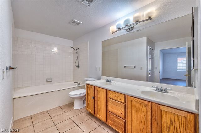 3327 Erva Street 204, Las Vegas, NV 89117