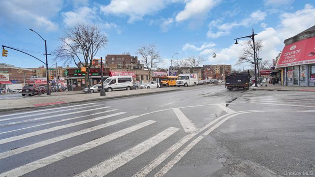 2049 McGraw Avenue 2C, Bronx, NY 10462