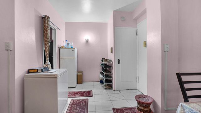 2049 McGraw Avenue 2C, Bronx, NY 10462