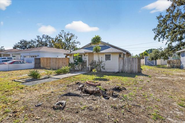 2850 59TH AVENUE N, St Petersburg, FL 33714