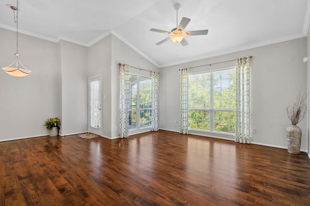 6607 Lake Woodlands Drive 633, The Woodlands, TX 77382