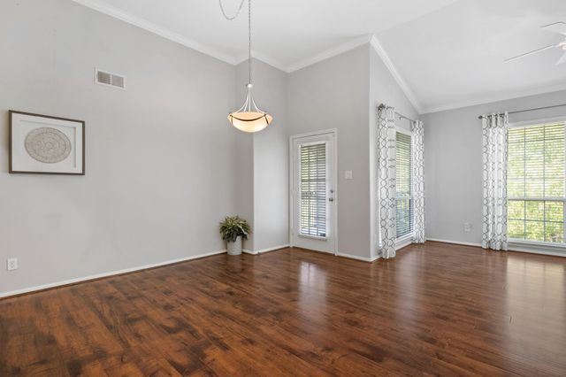 6607 Lake Woodlands Drive 633, The Woodlands, TX 77382