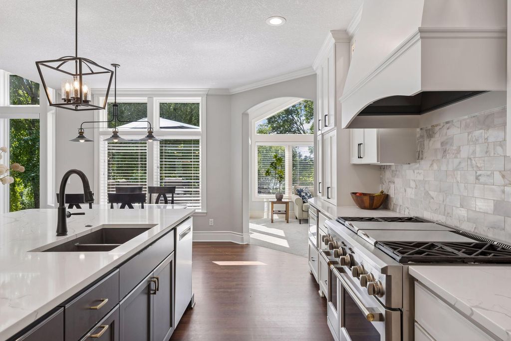 18692 Erin Bay, Eden Prairie, MN 55347 — photo 5