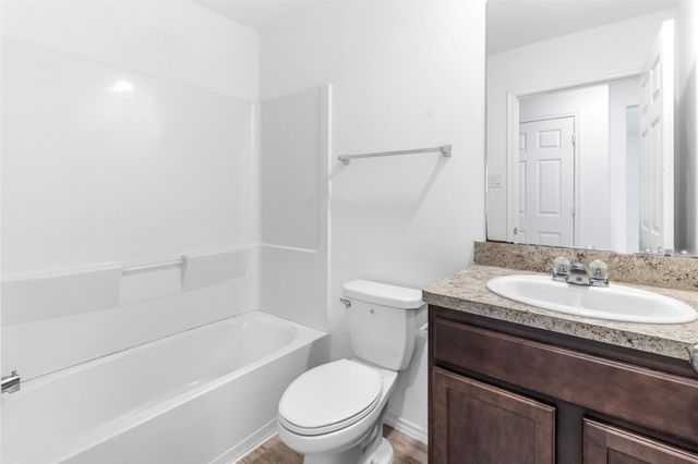 8706 Wooster Trails Drive, Baytown, TX 77521