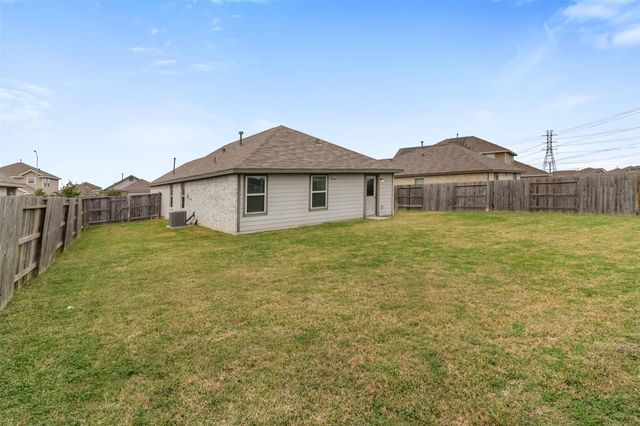 8706 Wooster Trails Drive, Baytown, TX 77521