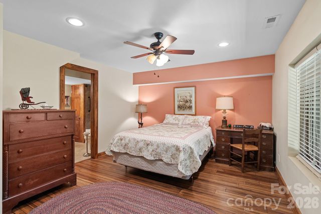 1060 Indian Camp Creek Road, Hot Springs, NC 28743