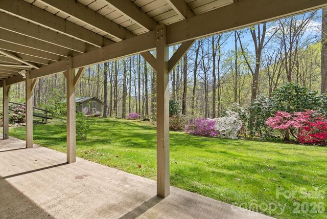 1060 Indian Camp Creek Road, Hot Springs, NC 28743