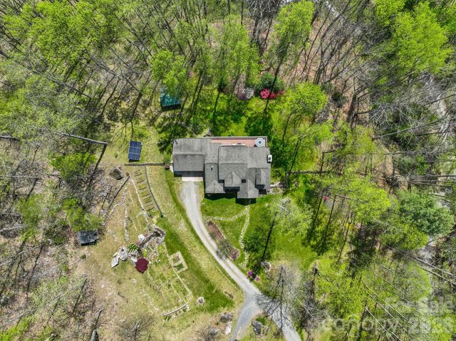 1060 Indian Camp Creek Road, Hot Springs, NC 28743