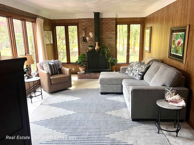 7105 Shattuck Road, Saginaw, MI 48603