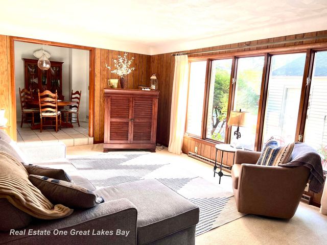 7105 Shattuck Road, Saginaw, MI 48603