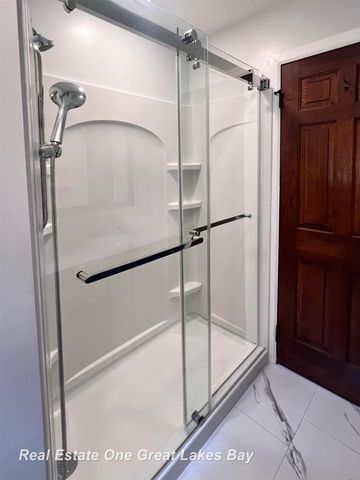 7105 Shattuck Road, Saginaw, MI 48603