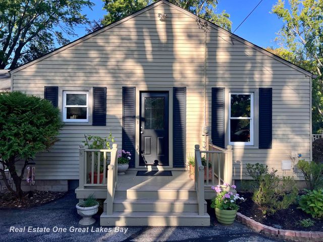 7105 Shattuck Road, Saginaw, MI 48603