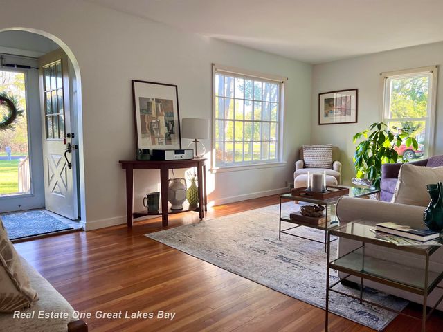 7105 Shattuck Road, Saginaw, MI 48603