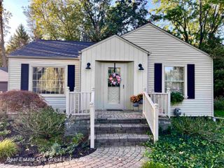 7105 Shattuck Road, Saginaw, MI 48603