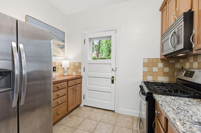 2840 Pine Grove Avenue, Cincinnati, OH 45208