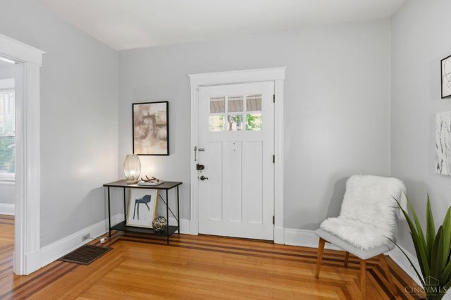 2840 Pine Grove Avenue, Cincinnati, OH 45208