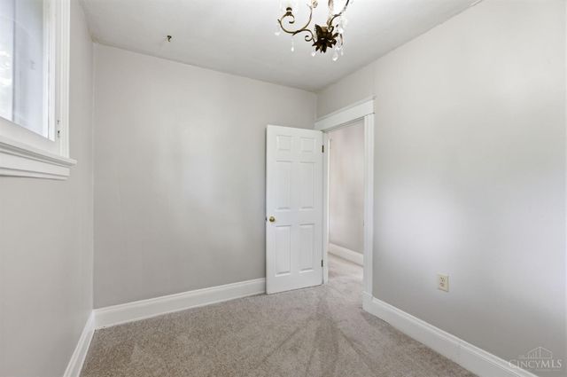 2840 Pine Grove Avenue, Cincinnati, OH 45208