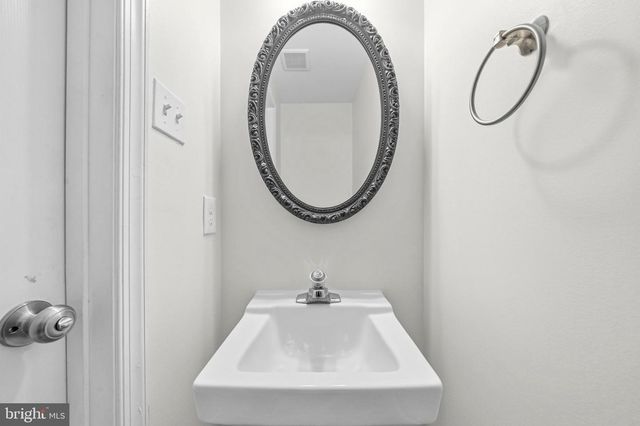 7909 WELLESLEY CT, Pasadena, MD 21122