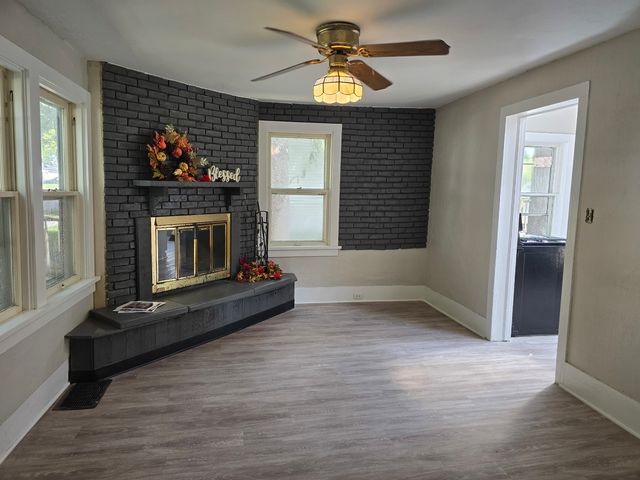 103 W Cherokee Avenue W, Shabbona, IL 60550